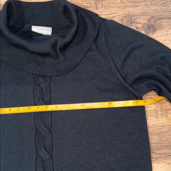 TANJAY Women’s Black Cowl Neck Sweater. - Picture 4 of 9